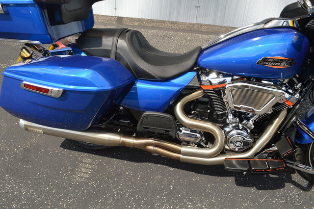 Road Glide®