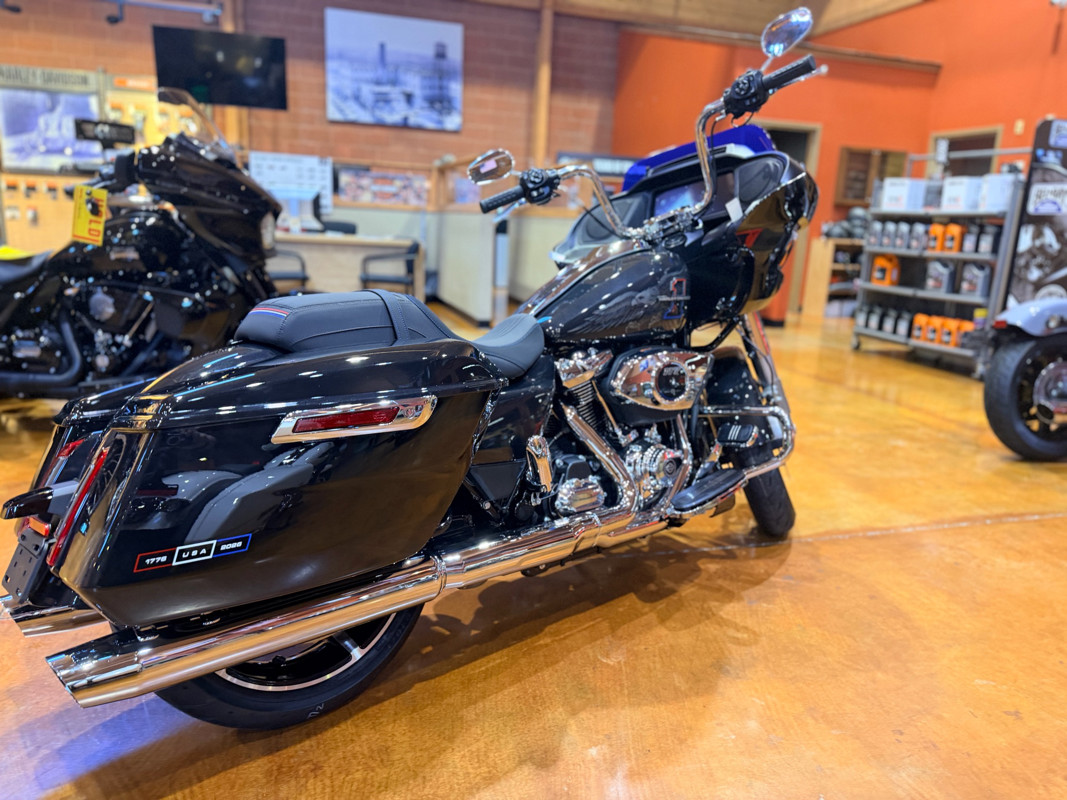 Road Glide®