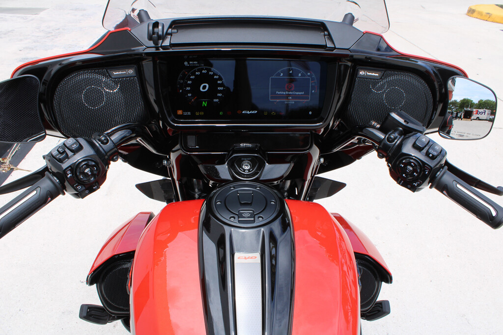 CVO® Street Glide® 3 Limited
