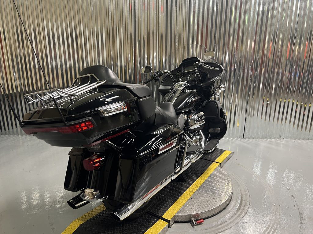 Road Glide® Ultra