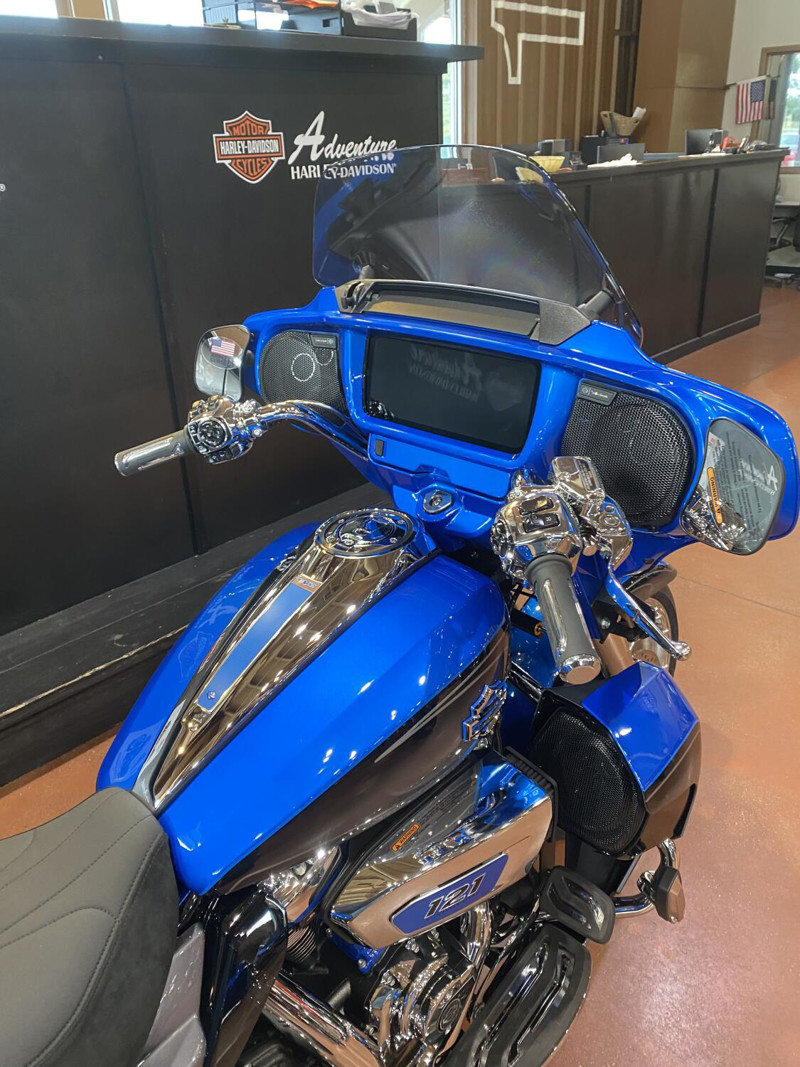 CVO® Street Glide® 3 Limited