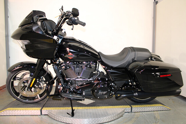 Road Glide®