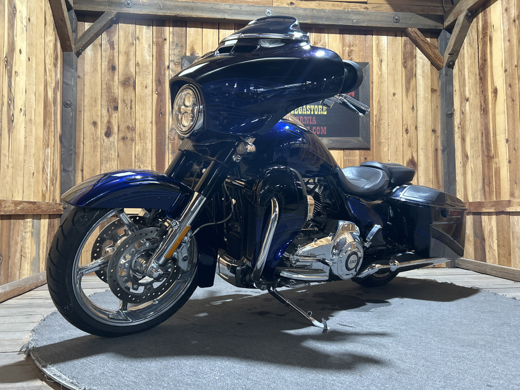 CVO® Street Glide®