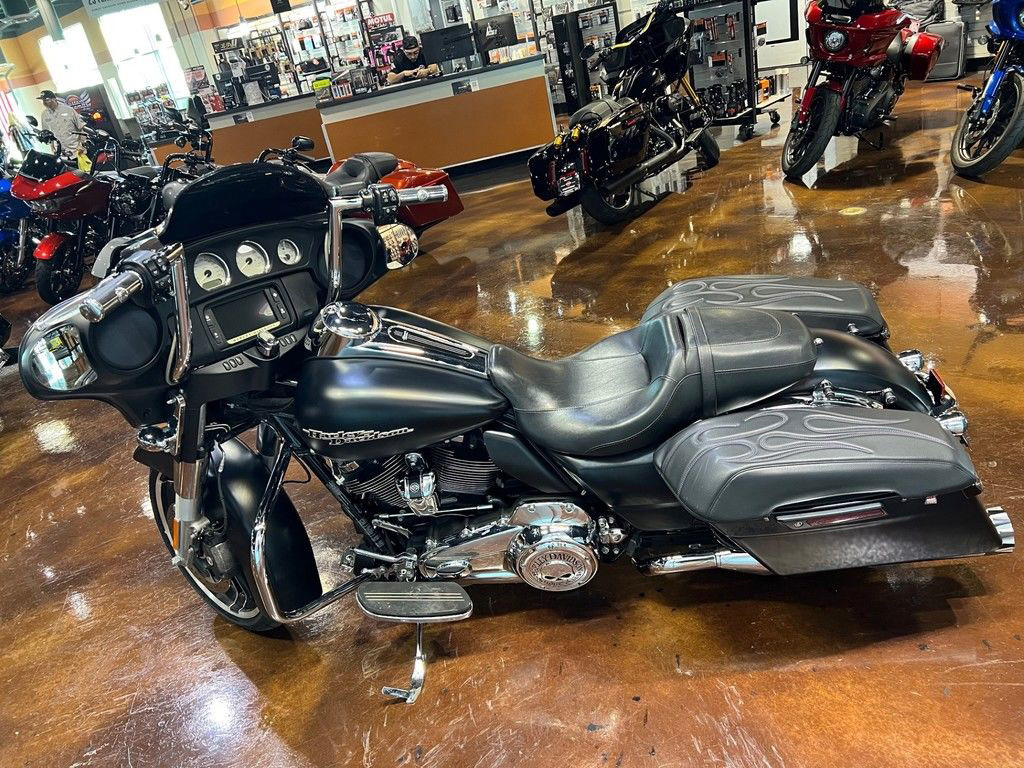 Street Glide® Special