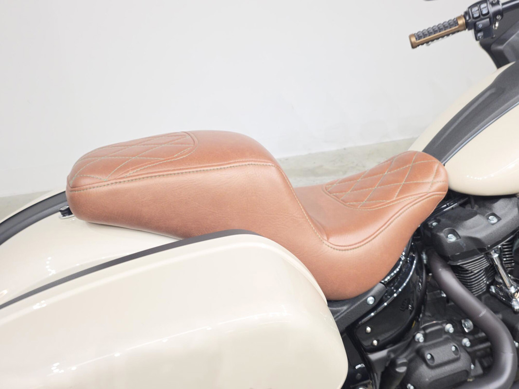 Low Rider® ST