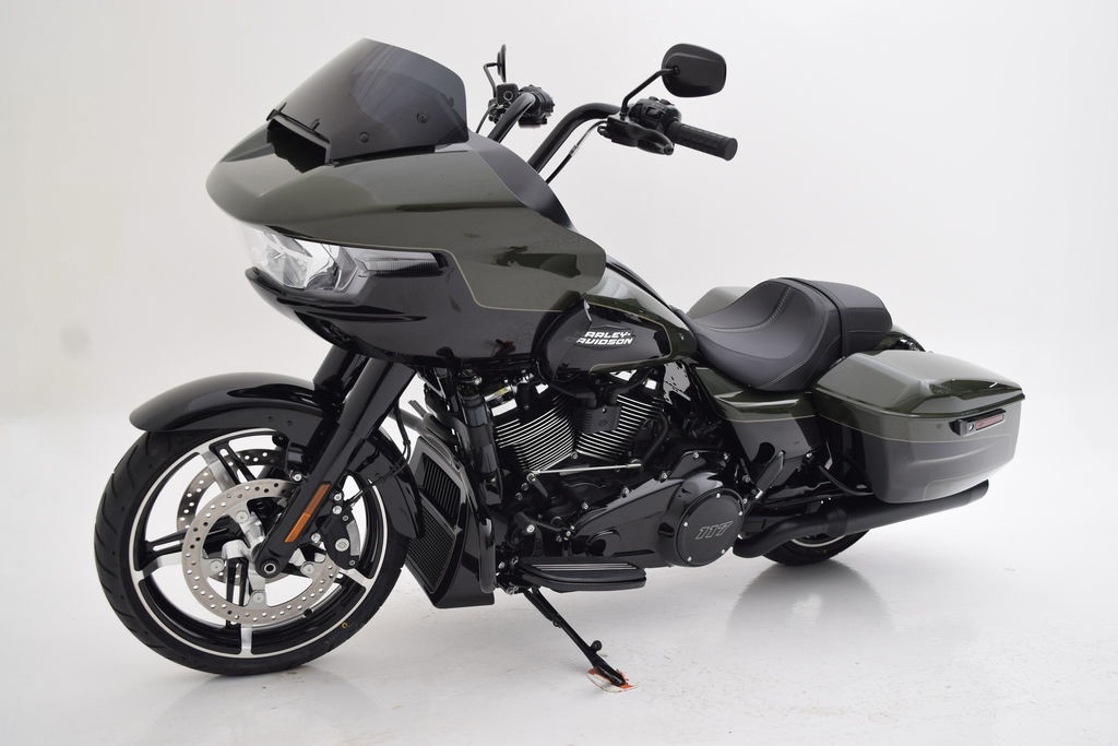 Road Glide®