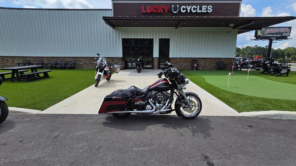 Street Glide® Special