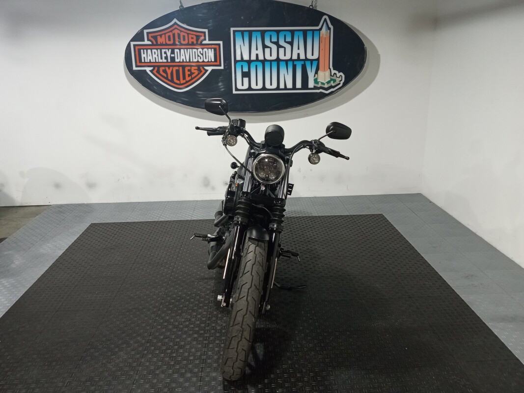 Iron 883®