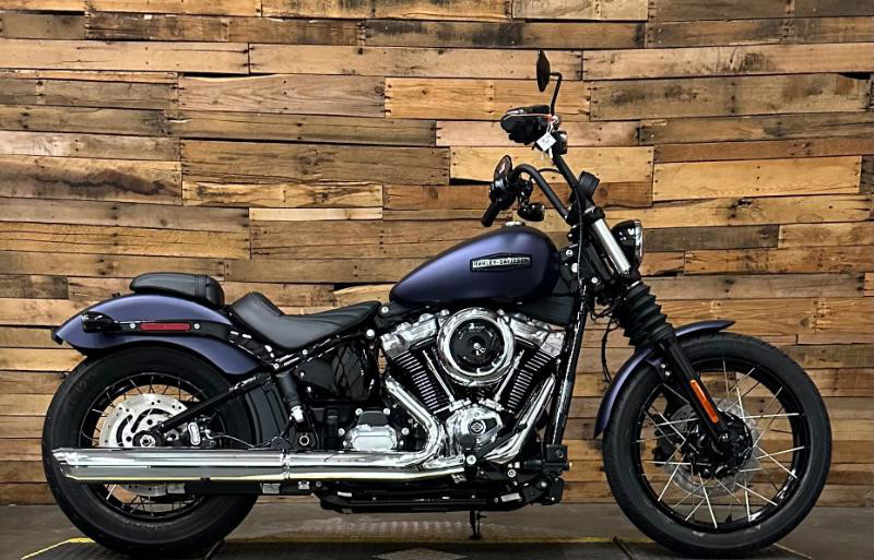 Street Bob®