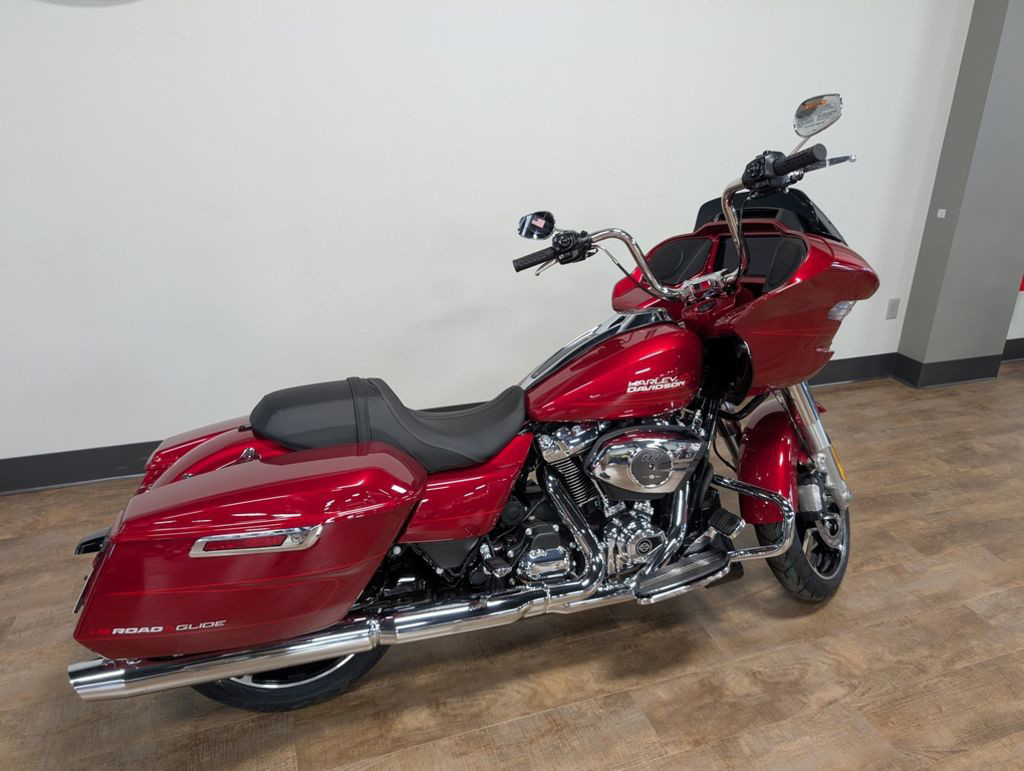 Road Glide®
