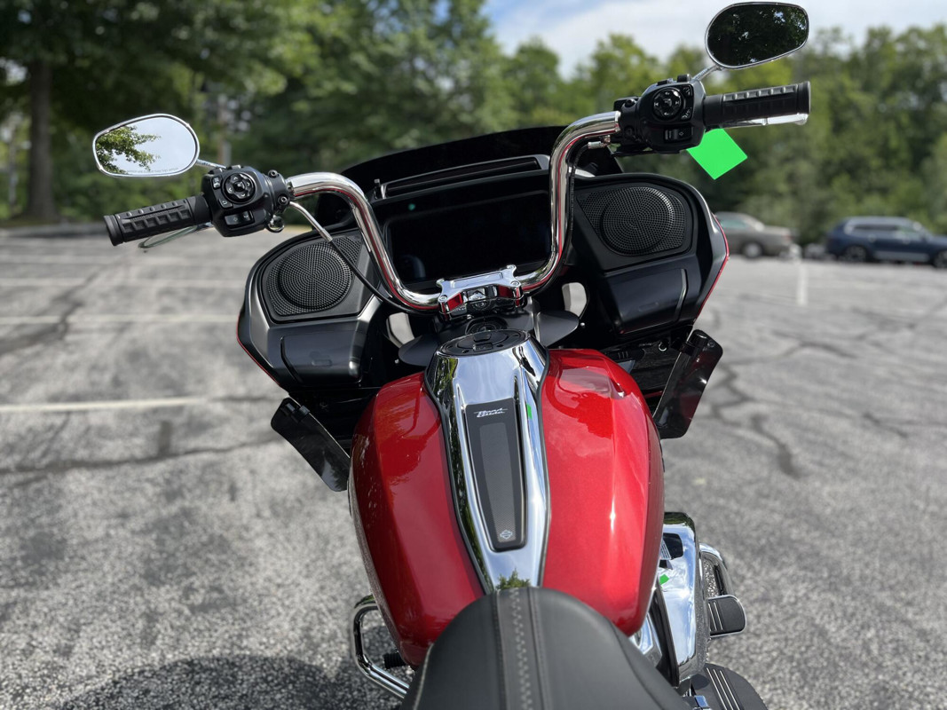 Road Glide®