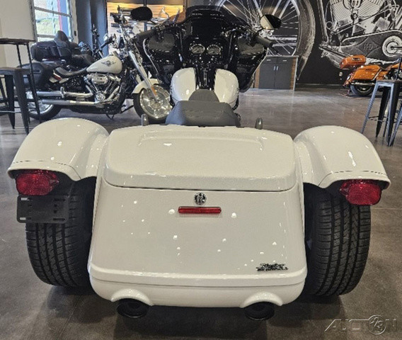 Road Glide® 3