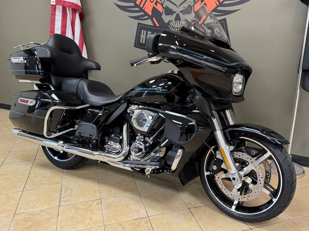 Street Glide® Ultra