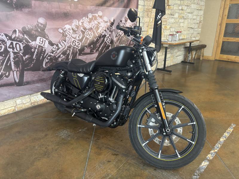 Iron 883®