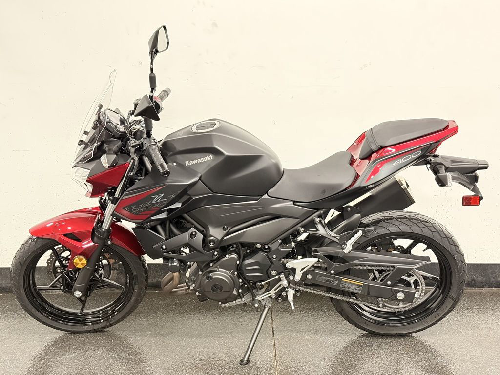 Z400 ABS	