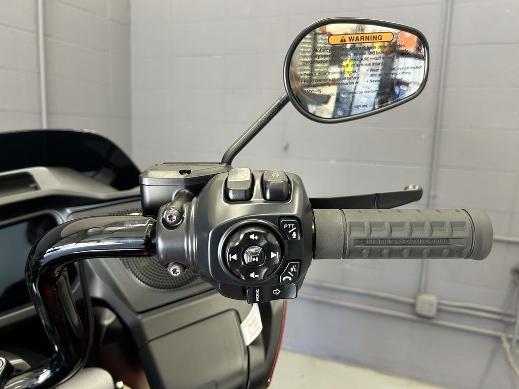 Road Glide®