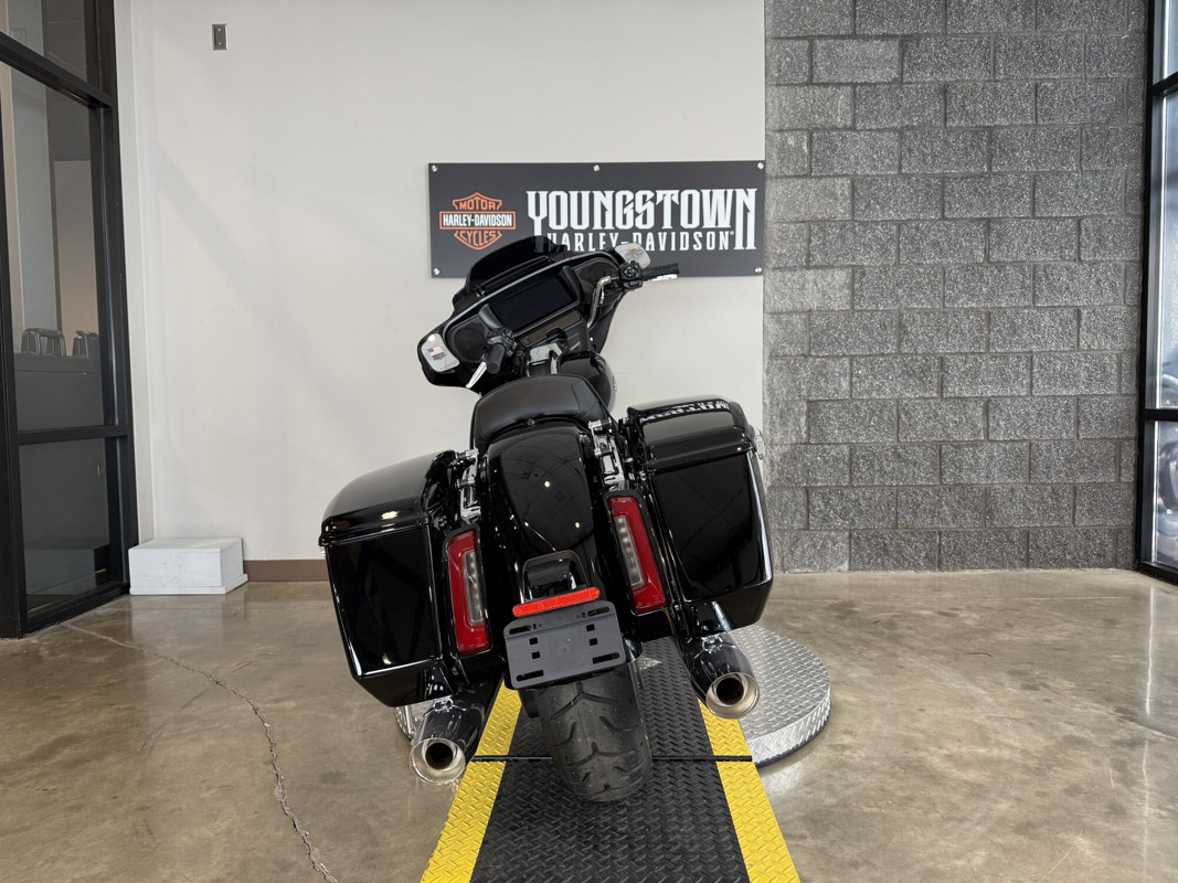 Street Glide®