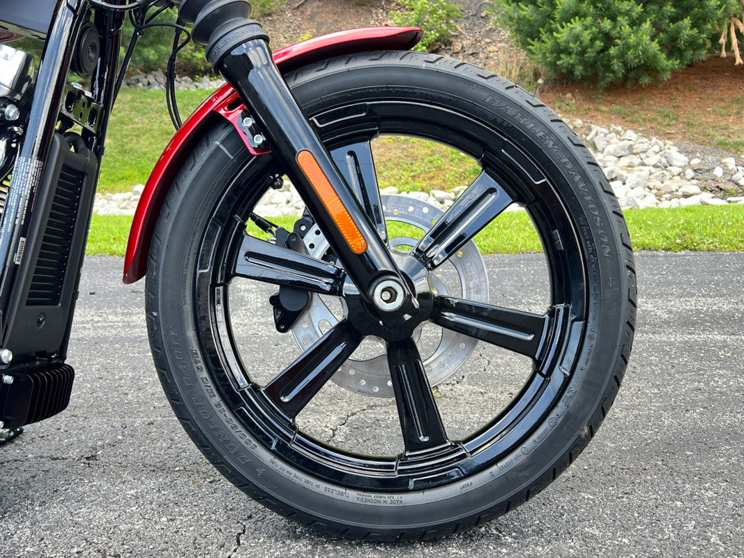 Street Bob®