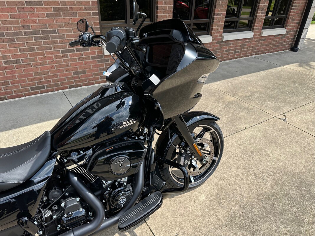Road Glide®