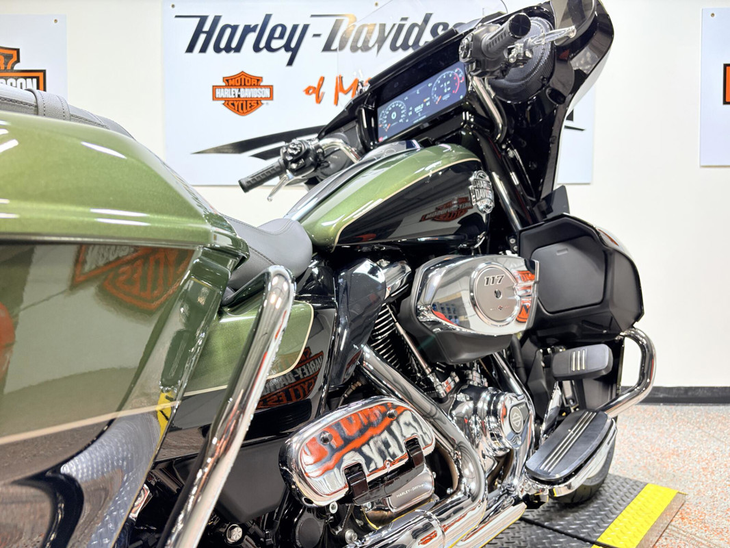 Street Glide® Limited