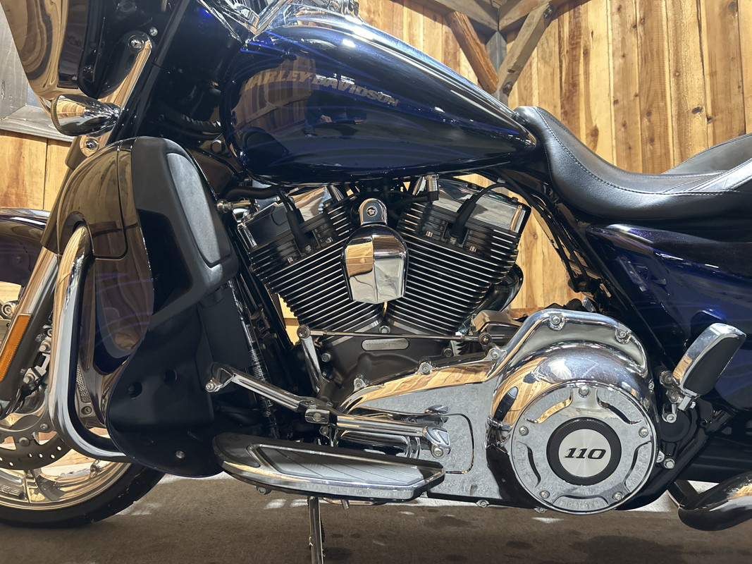 CVO® Street Glide®