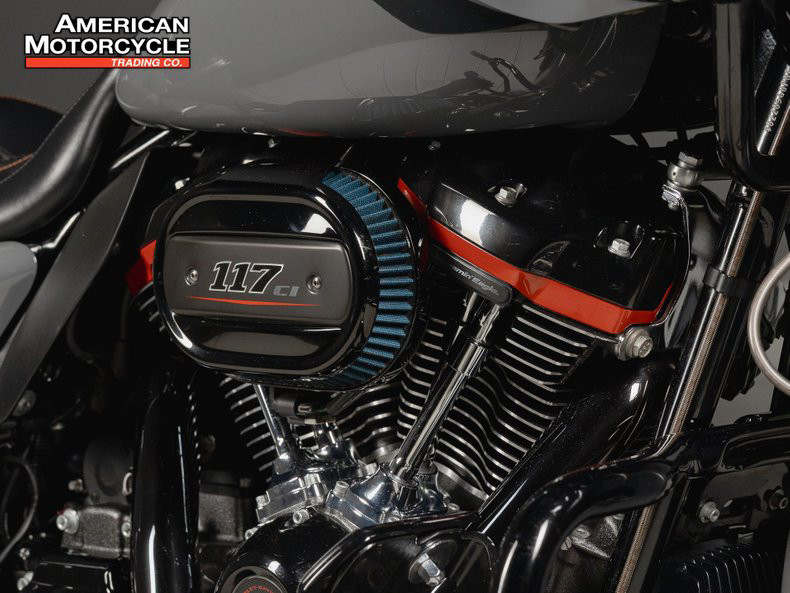 CVO® Road Glide®