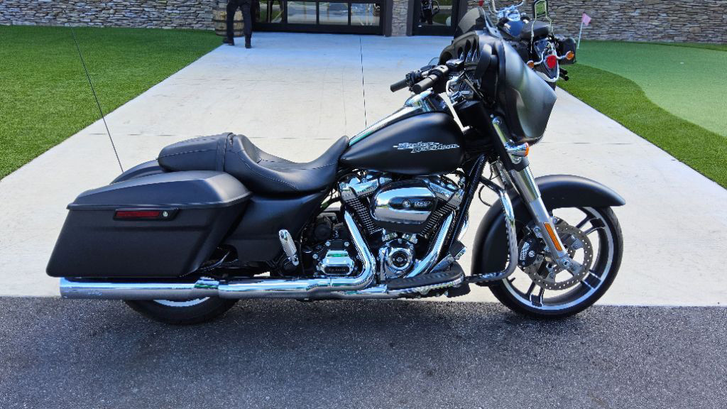 Street Glide® Special