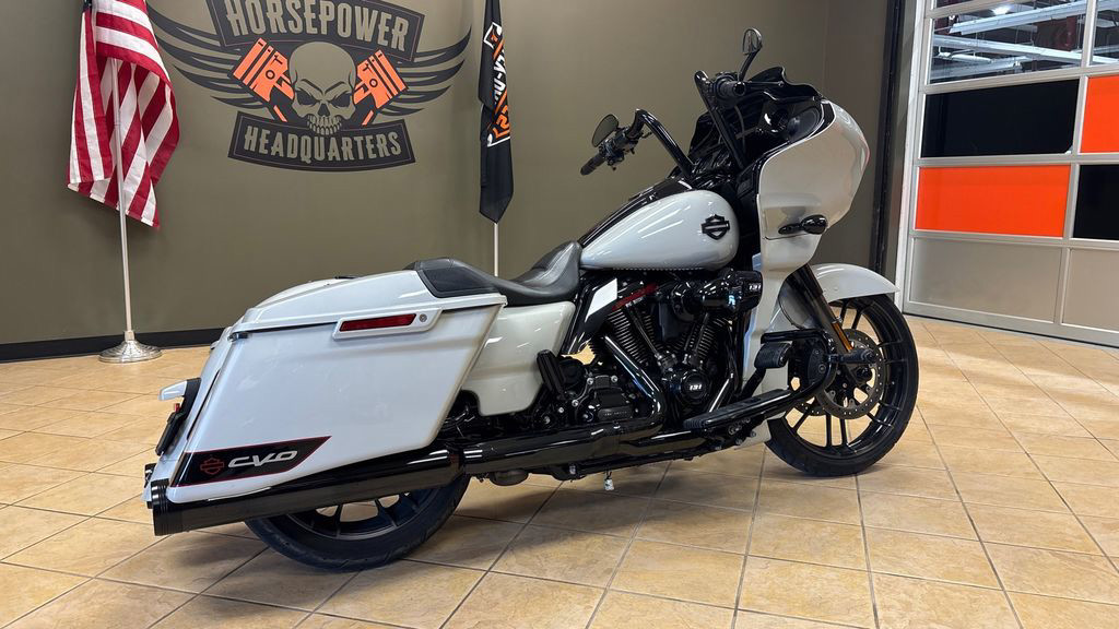 CVO® Road Glide®