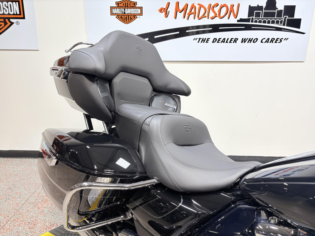 Street Glide® Limited