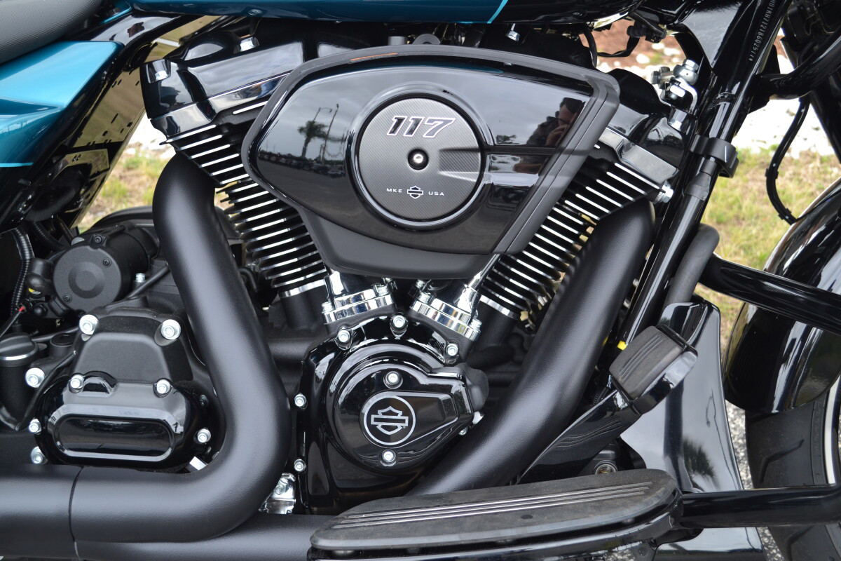 Road Glide®