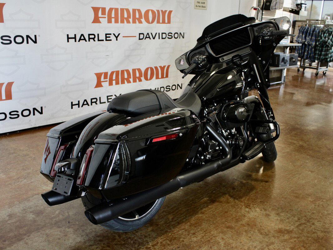 Street Glide®
