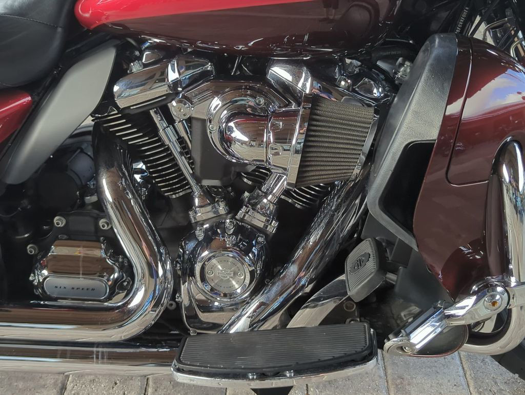 	Electra Glide® Ultra® Limited Low