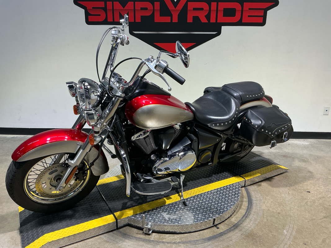 Vulcan 900 Classic LT