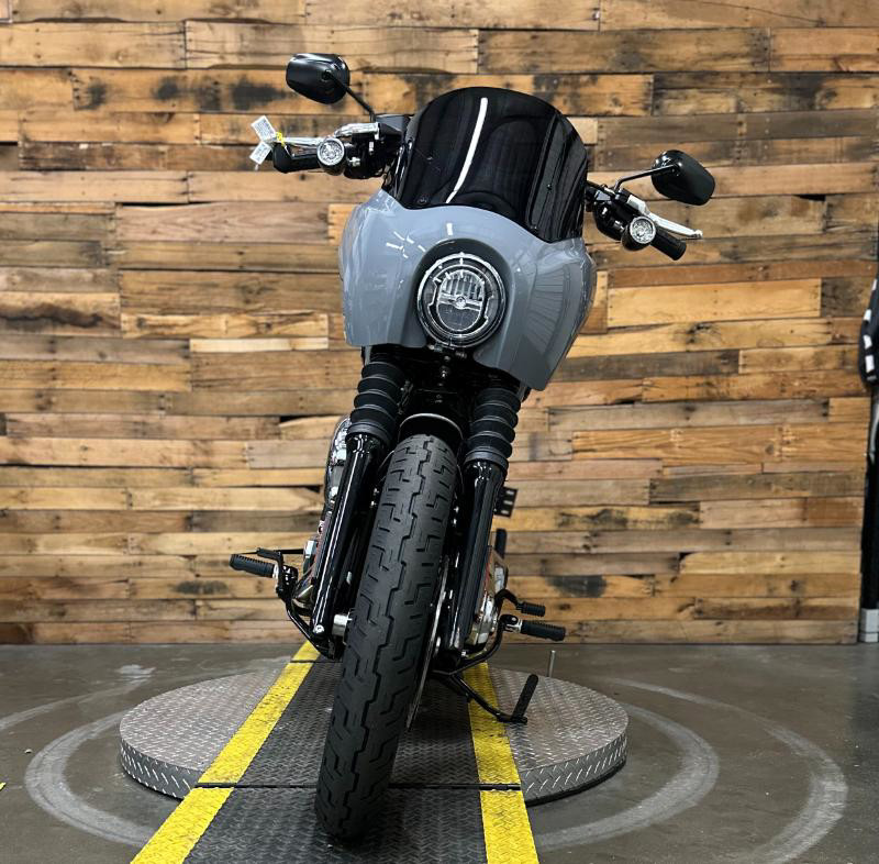 Street Bob®