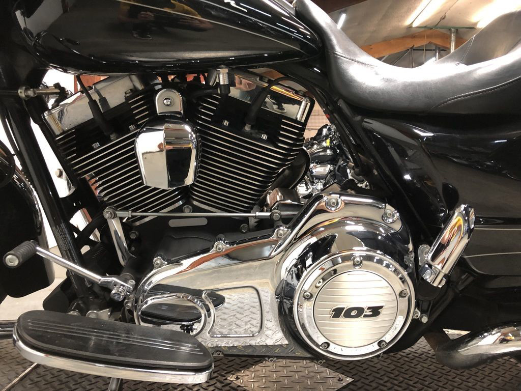 Road Glide® Custom