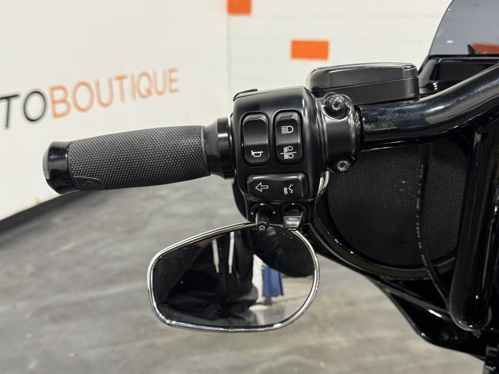 Street Glide® Special