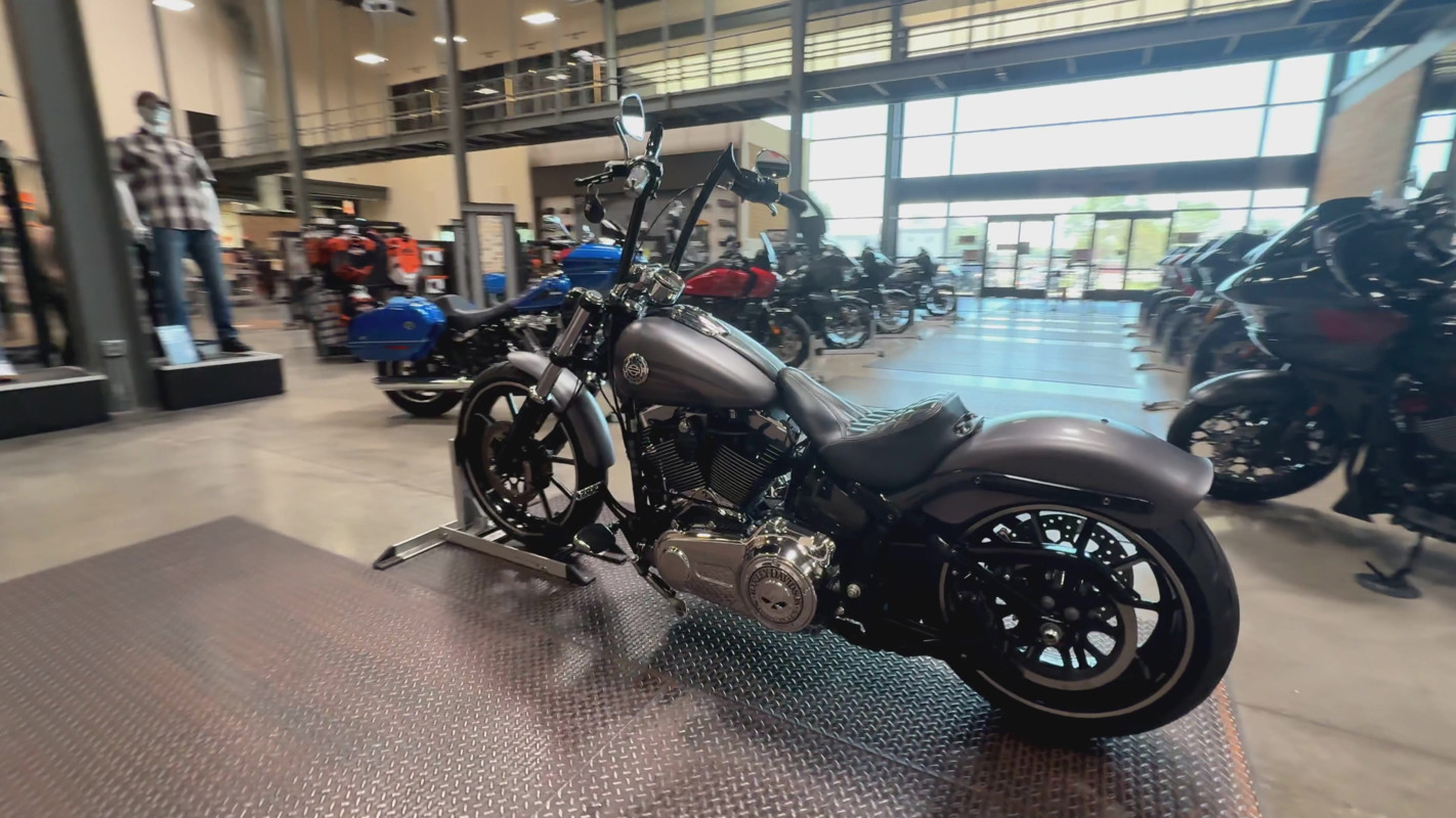 Softail® Breakout®