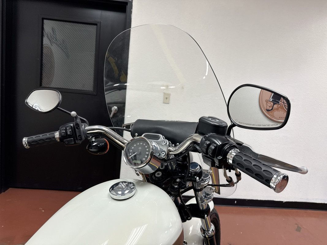Sportster® 1200 Custom