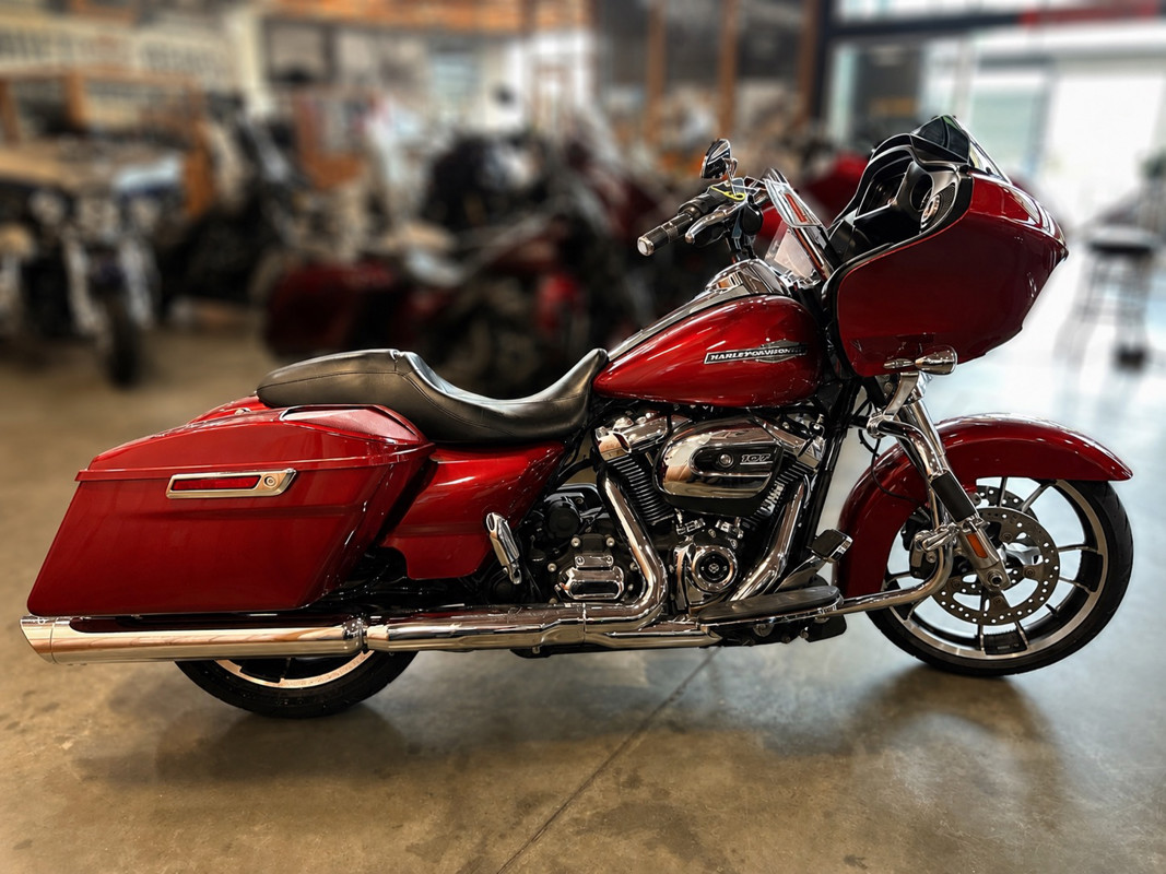 Road Glide®