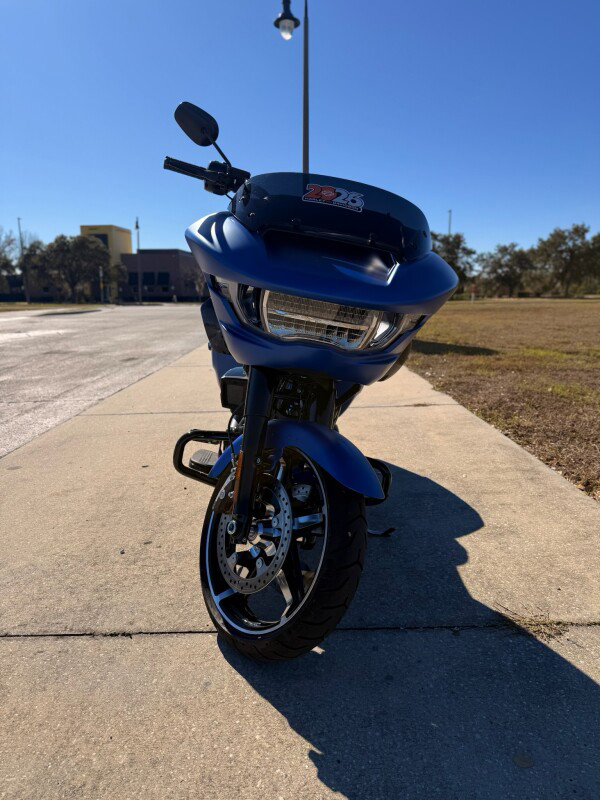 Road Glide®