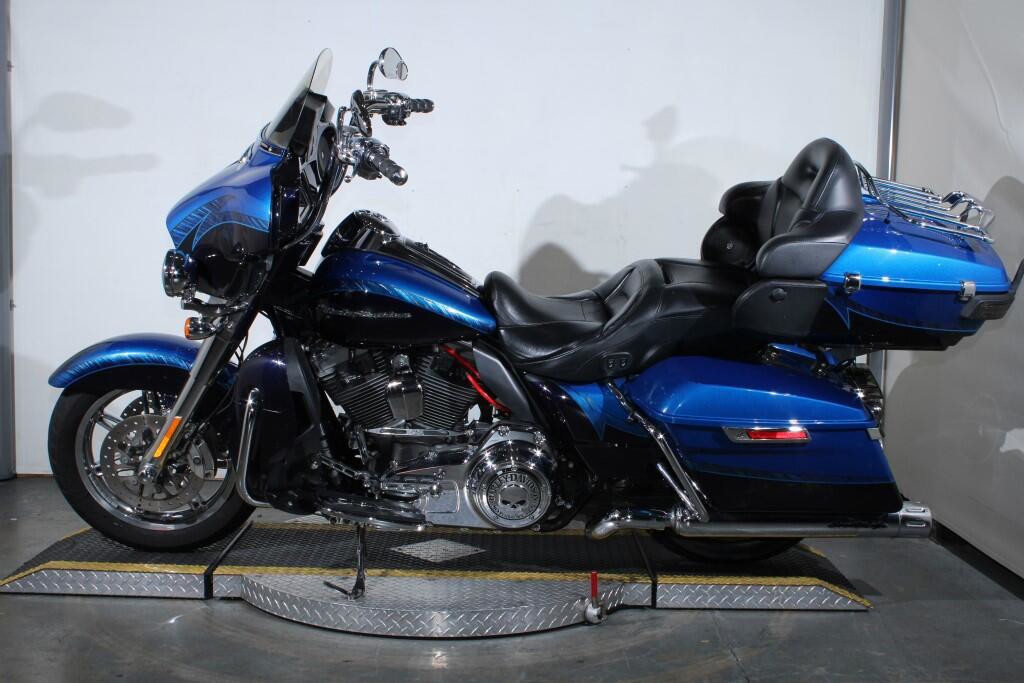 CVO® Electra Glide® Ultra Limited