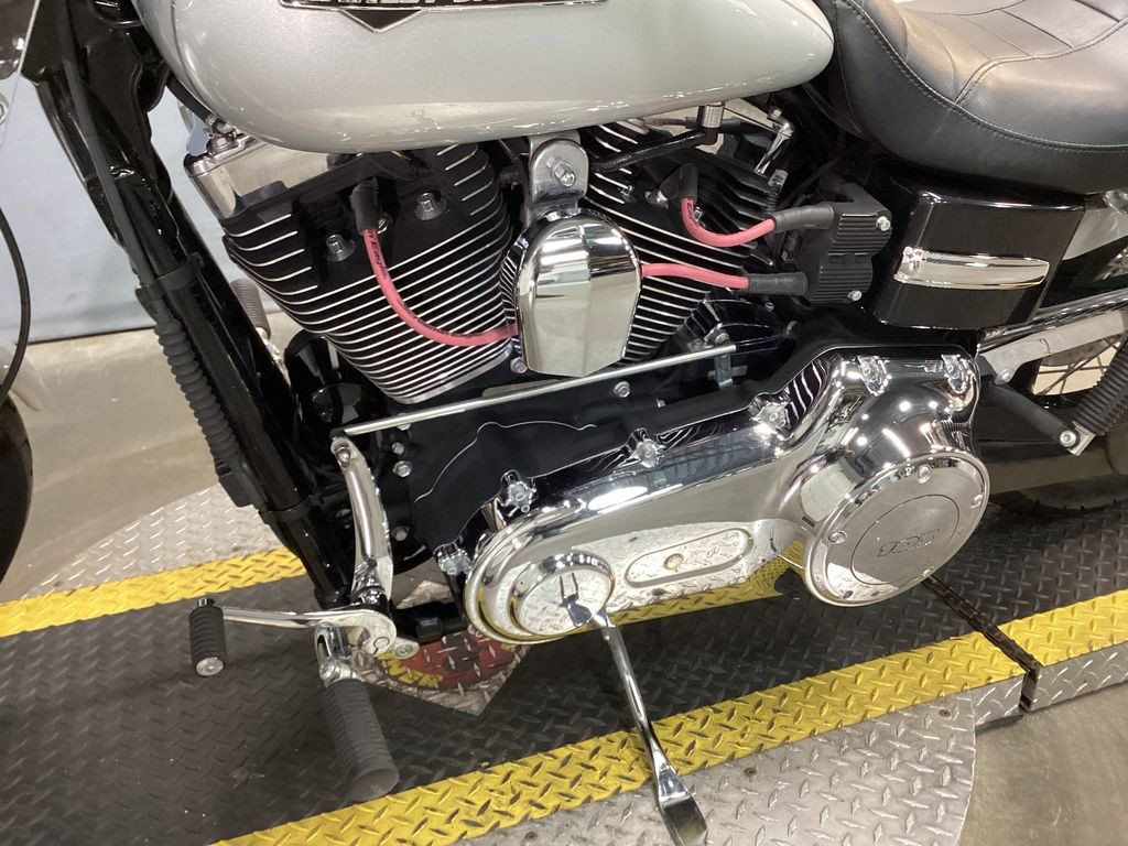 Dyna® Super Glide® Custom
