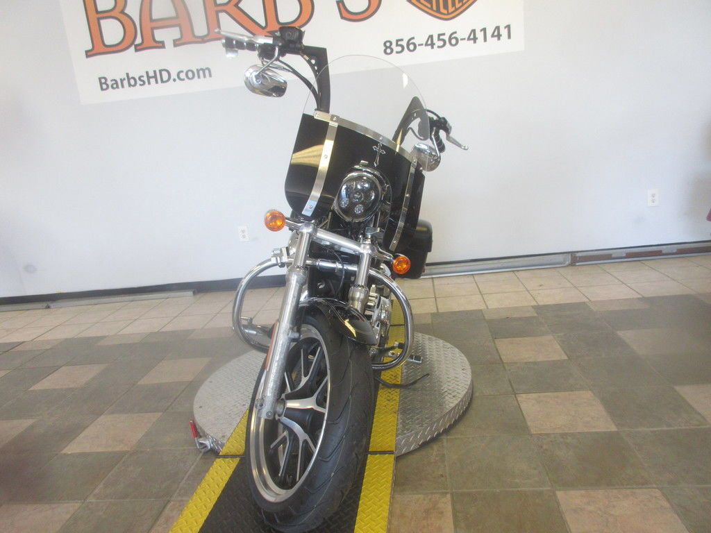Sportster® SuperLow® 1200T