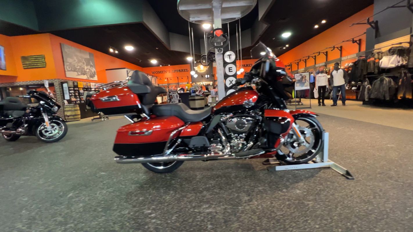 Street Glide® Ultra
