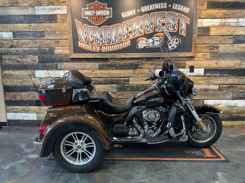 Tri Glide® Ultra Classic® 110th Anniversary