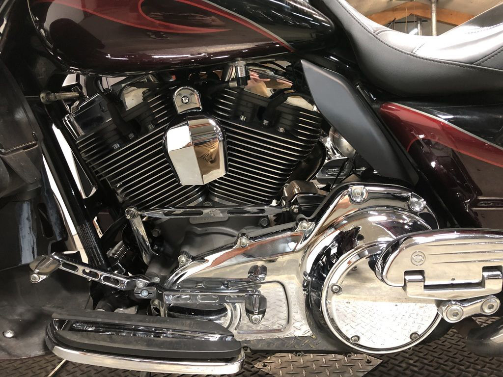 CVO® Ultra Classic® Electra Glide®