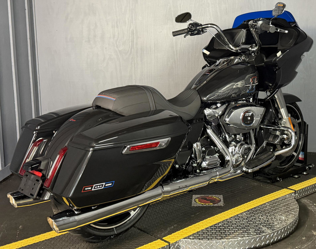 Road Glide®