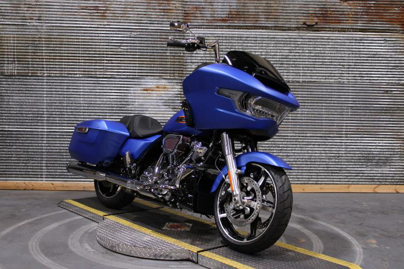 Road Glide®