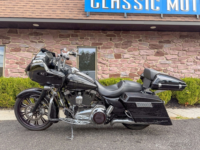 Road Glide® Custom