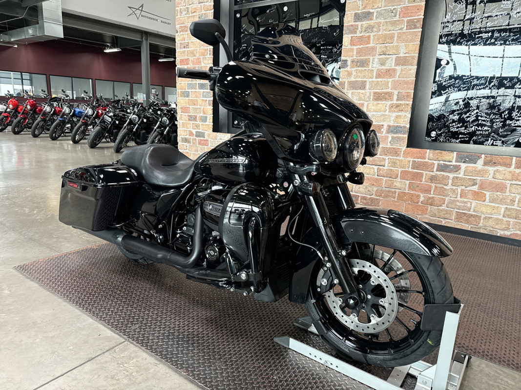 Street Glide® Special